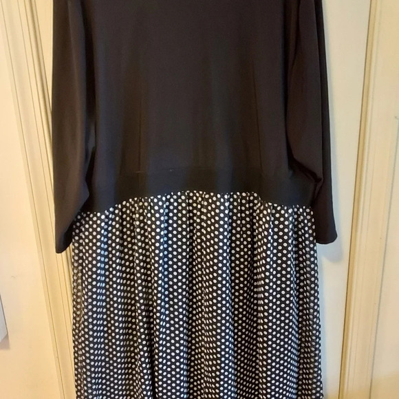 Lane Bryant Black Dress with PolkaDot Skirt in Size 26 - Picture 9 of 9